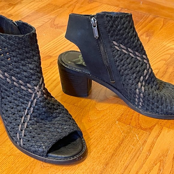 Sam Edelman Cooper Womens 8.5 Black Leather Bootie Sandals Chunky 2.5" Heels - Picture 7 of 7